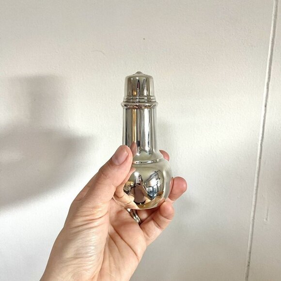 Silverplate Salt & Pepper Shakers WM Rogers IS International Silver Vintage - Picture 3 of 5